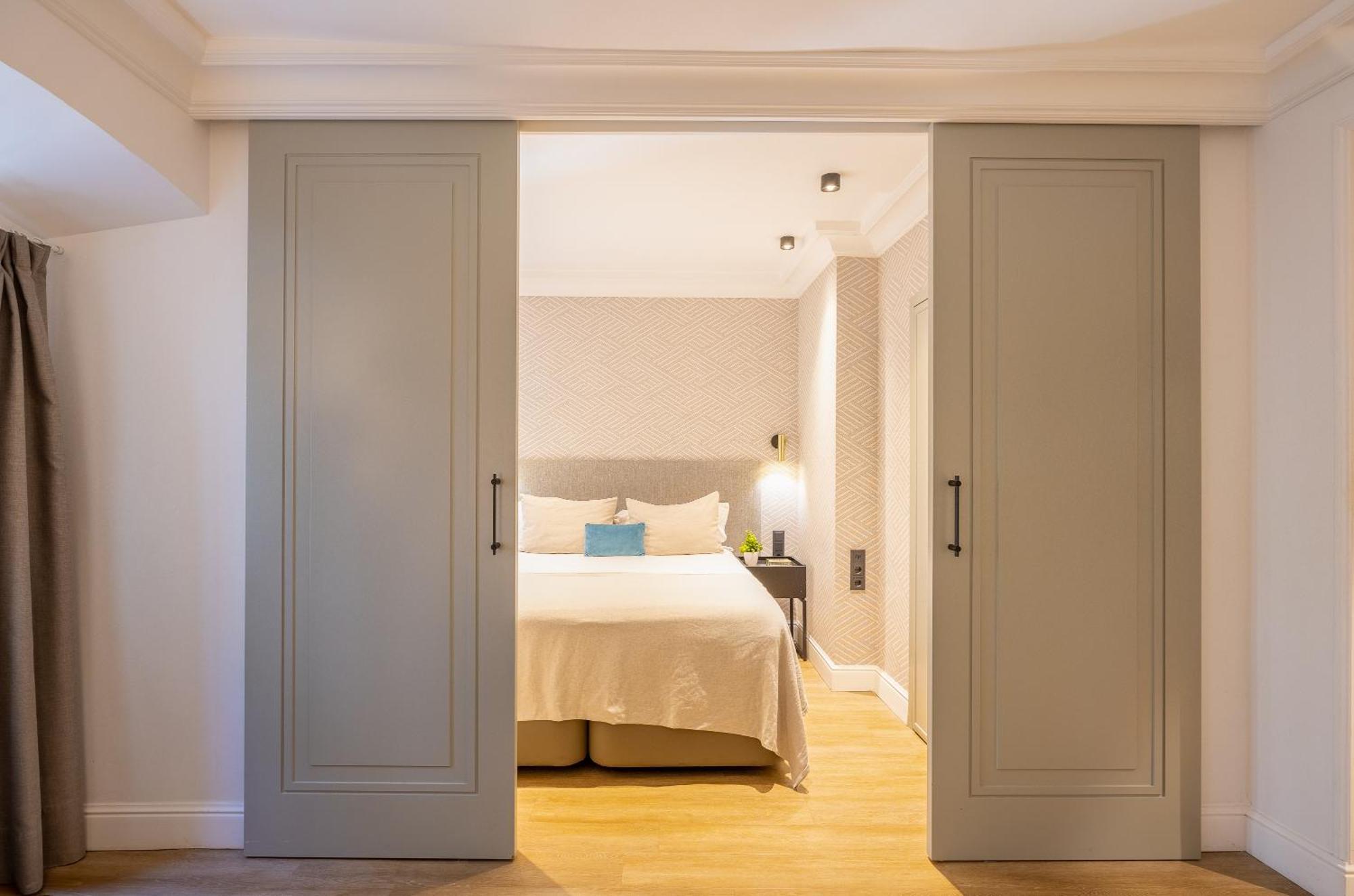 Edmond Vibes Puerta Del Sol Suites Madrid Extérieur photo