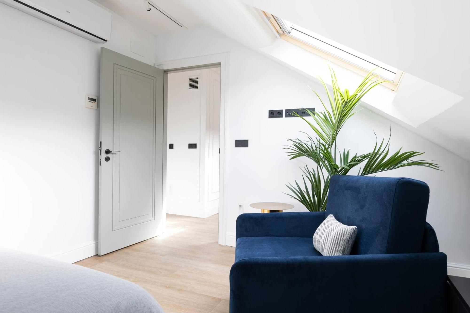 Edmond Vibes Puerta Del Sol Suites Madrid Extérieur photo