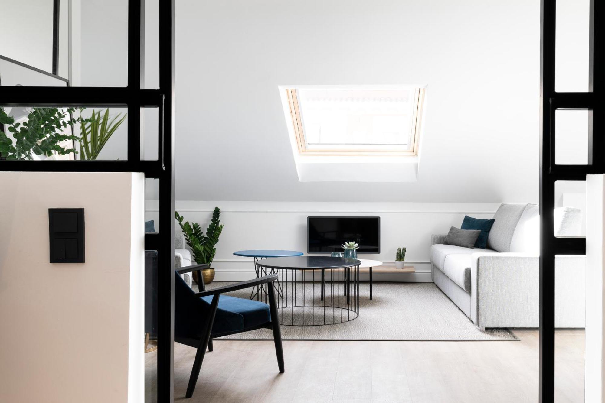Edmond Vibes Puerta Del Sol Suites Madrid Extérieur photo