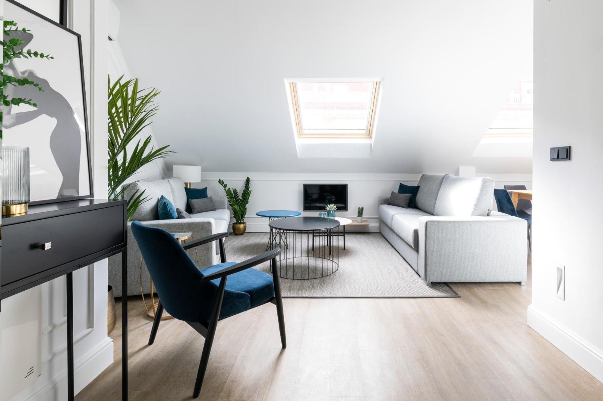 Edmond Vibes Puerta Del Sol Suites Madrid Extérieur photo